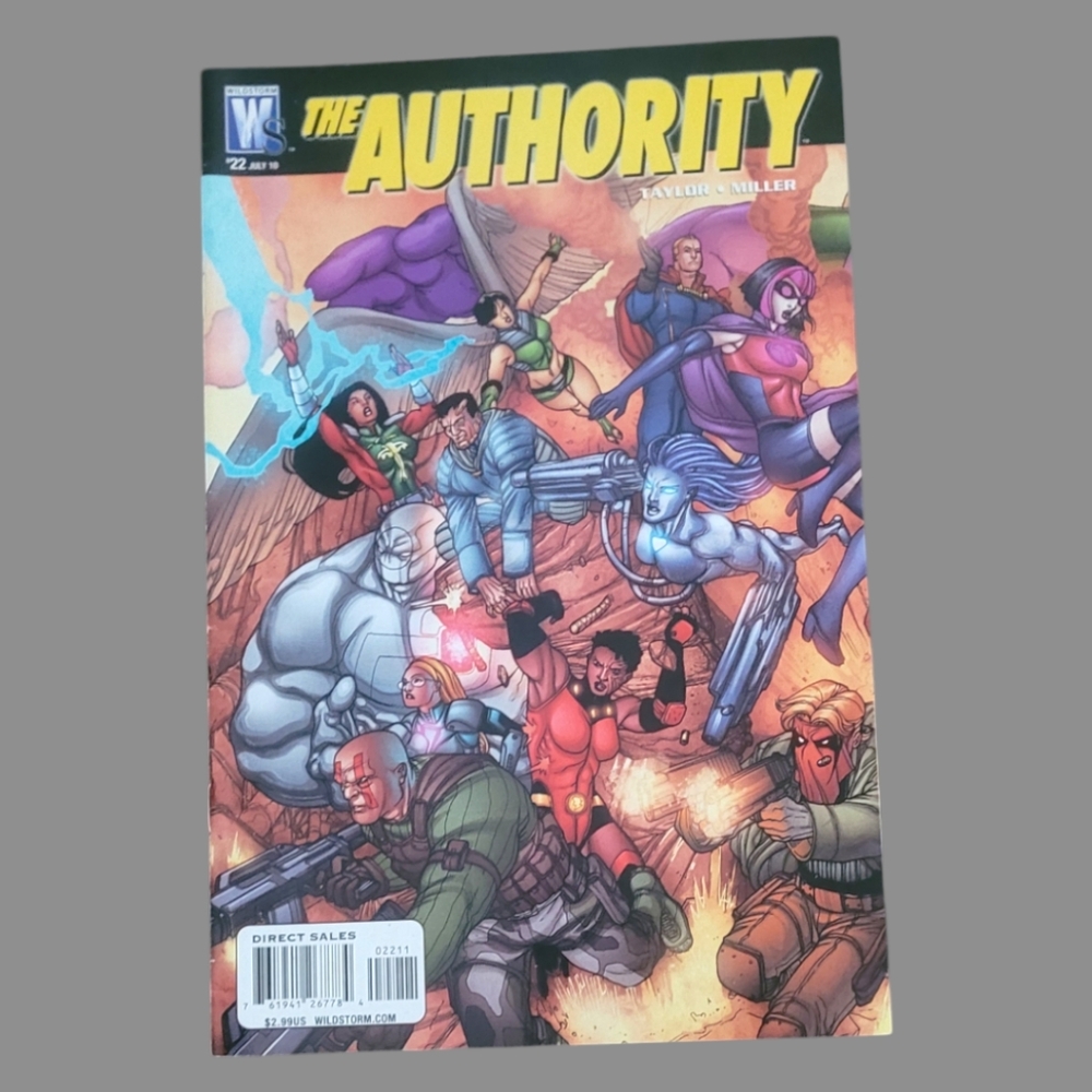 Wildstorm "The Authority: Infestation" July 2010 #22 Comic Book
